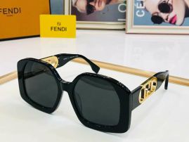 Picture of Fendi Sunglasses _SKUfw50792912fw